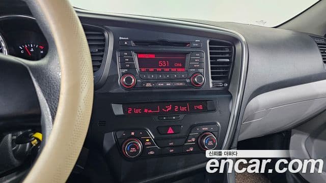 Kia K5 Special, 2011 18