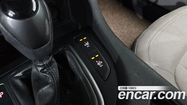 Kia K5 Special, 2011 19