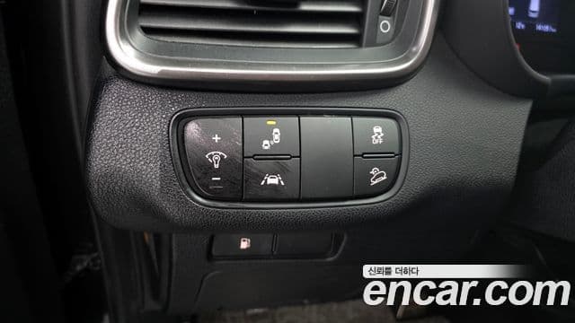 Kia The / новый New Sorento Master, 2020 16