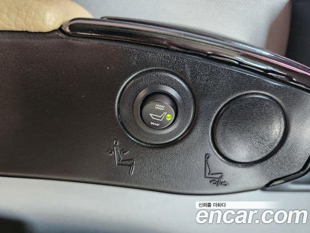 Hyundai 쏠라티 Luxury, 2015 17