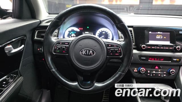 Kia Niro Prestige, 2017 13