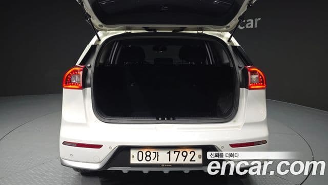 Kia Niro Prestige, 2017 20