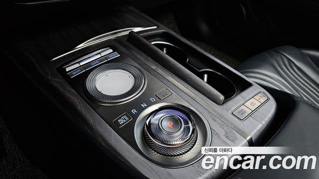 Genesis G80 (RG3) бензин 2.5 турбо AWD, 2021 9