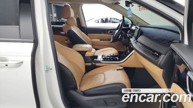 Kia Carnival 4세대 Signature, 2023 11