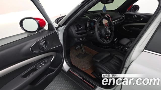 Mini Cooper S 클럽맨 2세대, 2023 10