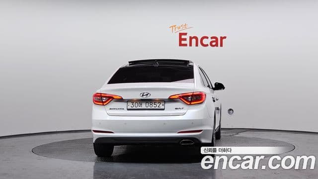 Hyundai LF Sonata 1.7 дизель Smart, 2017 4