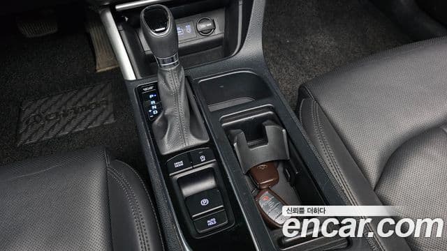 Hyundai LF Sonata 1.7 дизель Smart, 2017 9