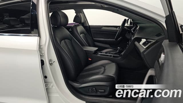 Hyundai LF Sonata 1.7 дизель Smart, 2017 10