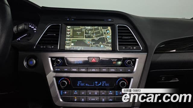 Hyundai LF Sonata 1.7 дизель Smart, 2017 14