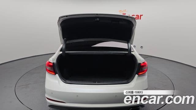 Hyundai LF Sonata 1.7 дизель Smart, 2017 20