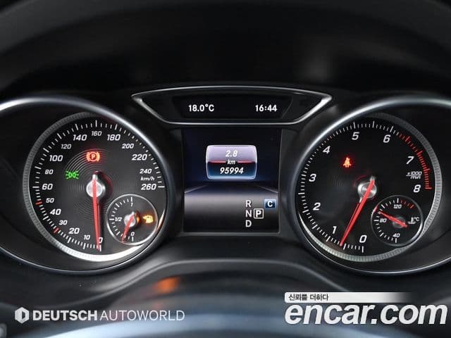 Mercedes-Benz CLA-класс C117 AMG Line, 2018 все фото