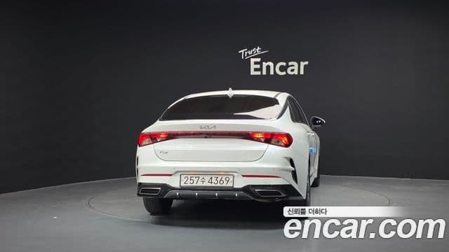 Kia K5 3세대 Trendy, 2022 4