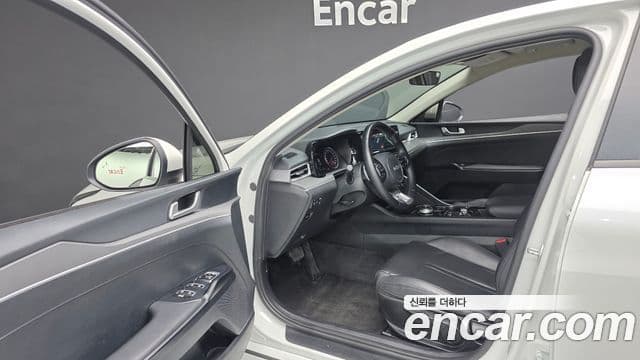 Kia K5 3세대 Trendy, 2022 11