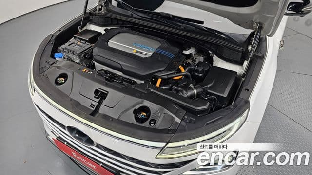 Hyundai NEXO Premium, 2020 6