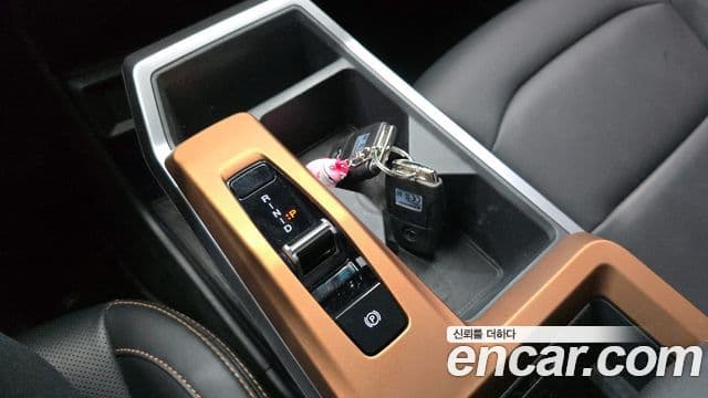 KG모빌리티(SsangYong) Torres EVX таксомоторный тип, 2024 9