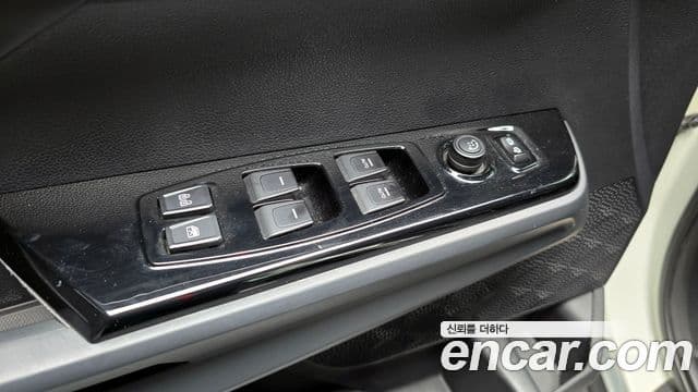 KG모빌리티(SsangYong) Torres EVX таксомоторный тип, 2024 14