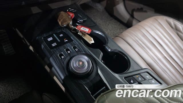 Kia K8 гибрид Signature, 2022 9