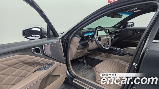 Kia K8 гибрид Signature, 2022 10