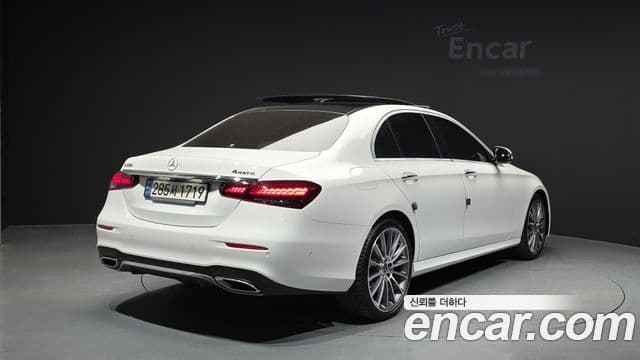 Mercedes-Benz E-класс W213 AMG Line, 2022 2