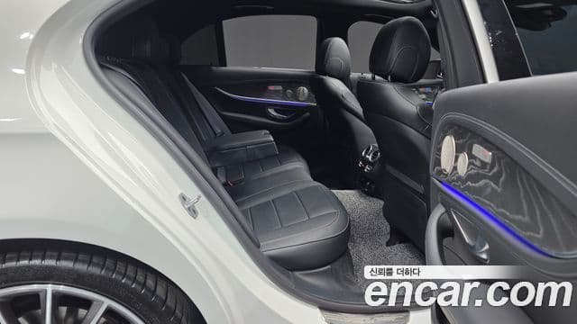 Mercedes-Benz E-класс W213 AMG Line, 2022 12