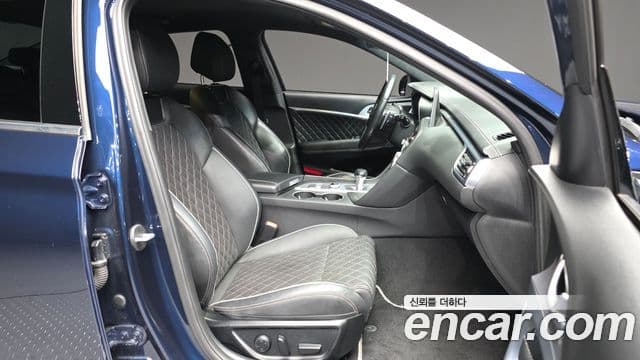 Genesis G70 Sport пакет, 2019 11