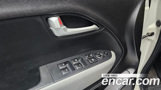 Kia The / новый New Ray Luxury, 2018 16