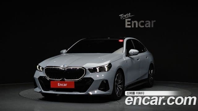 BMW 5시리즈 (G60) 520i Special Edition, 2025 1