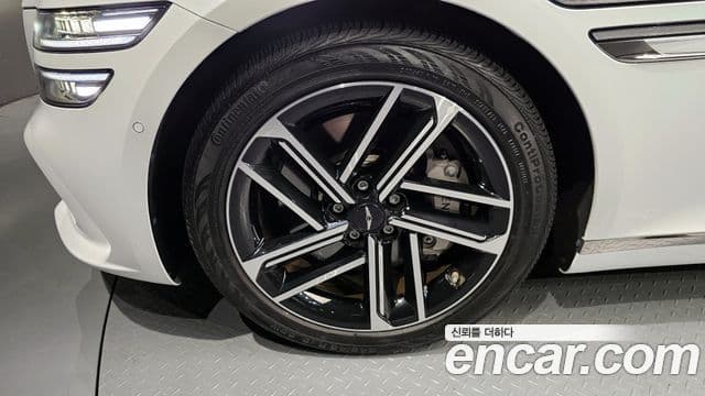 Genesis G80 (RG3) бензин 2.5 турбо AWD, 2025 все фото