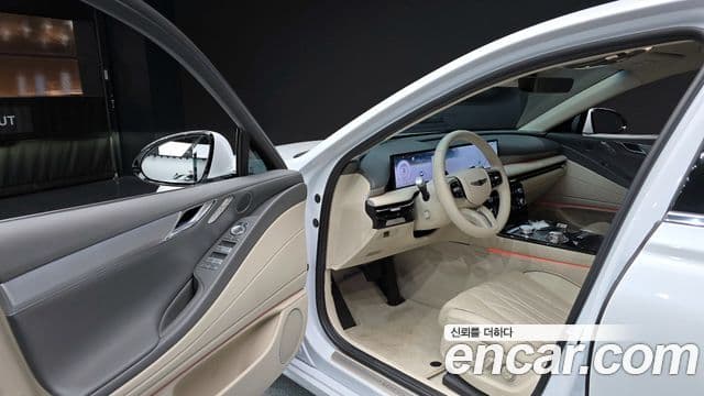 Genesis G80 (RG3) бензин 2.5 турбо AWD, 2025 10