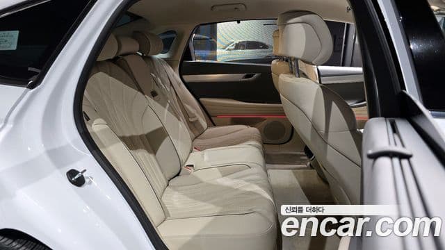 Genesis G80 (RG3) бензин 2.5 турбо AWD, 2025 12