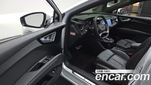 Audi Q4 e-Tron (F4) 45 Premium Sportback, 2025 12