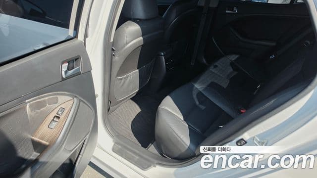 Kia The / новый New K5 Trendy, 2015 11