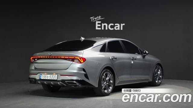 Kia K5 3세대 Signature, 2021 2