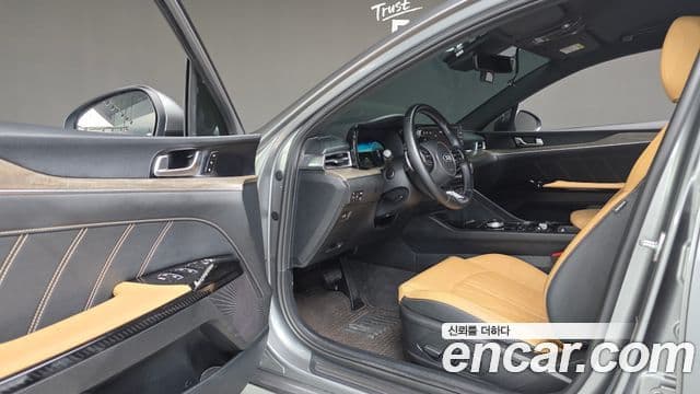 Kia K5 3세대 Signature, 2021 12