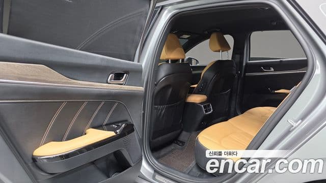 Kia K5 3세대 Signature, 2021 17
