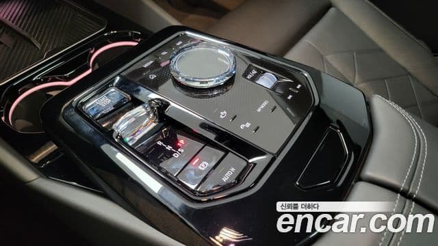 BMW 5시리즈 (G60) 530i xDrive M Sport, 2024 9