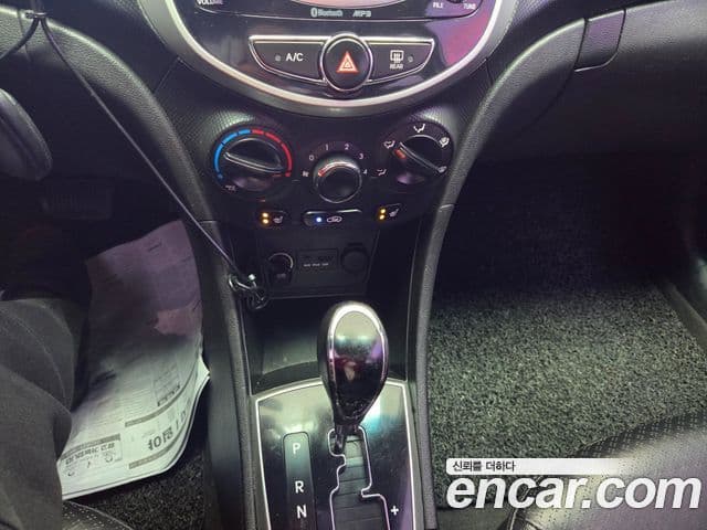 Hyundai Accent(новый кузов / новое поколение) Modern, 2014 15