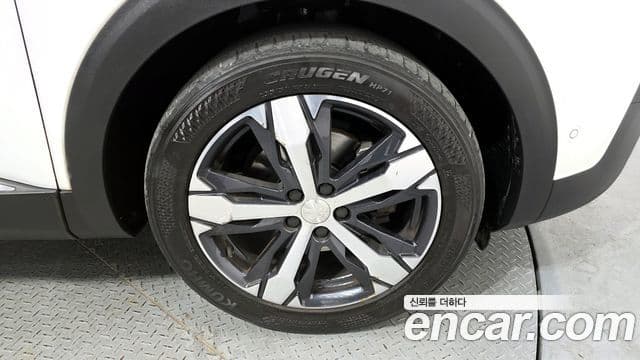 Peugeot 3008 2세대 1.6 BlueHDi Allure, 2018 все фото