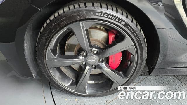 Genesis G70 Prestige, 2019 все фото