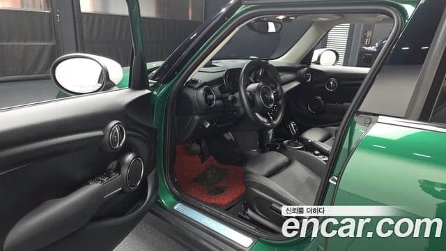 Mini Cooper 3세대, 2021 10