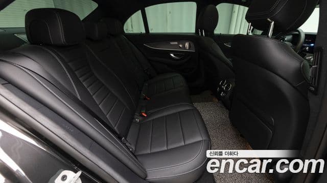 Mercedes-Benz E-класс W213 AMG Line, 2023 11