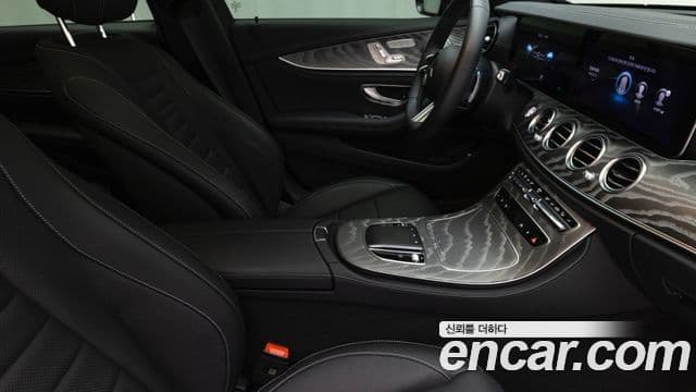 Mercedes-Benz E-класс W213 AMG Line, 2023 18