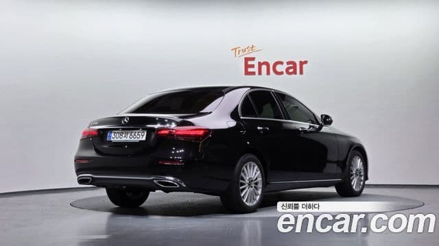 Mercedes-Benz E-класс W213 Exclusive, 2023 2