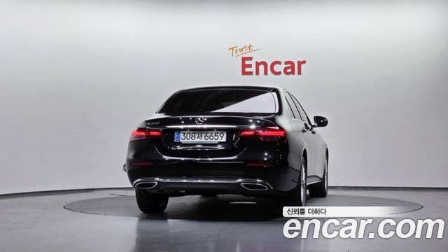 Mercedes-Benz E-класс W213 Exclusive, 2023 4