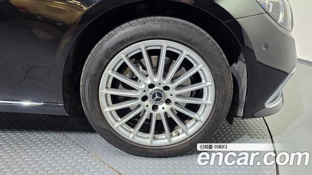 Mercedes-Benz E-класс W213 Exclusive, 2023 все фото