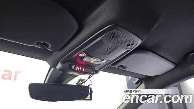 Peugeot e-208 2세대 GT, 2022 19