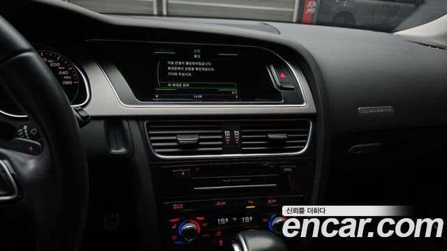 Audi A5 8TA, 2014 16