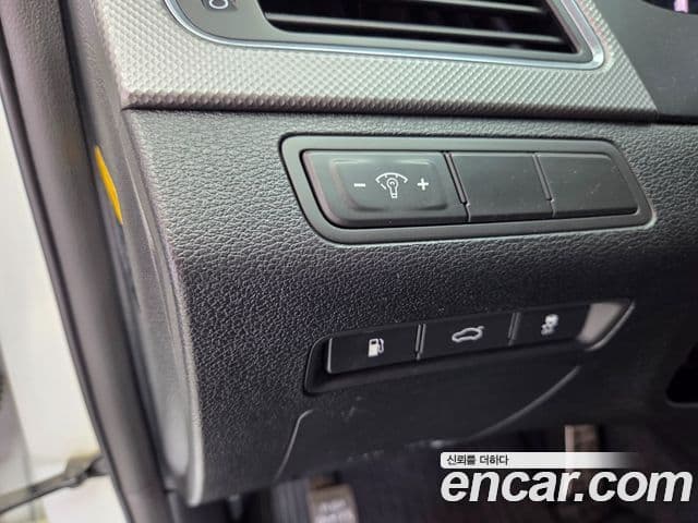 Hyundai LF Sonata Premium, 2016 12