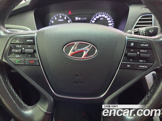 Hyundai LF Sonata Premium, 2016 13