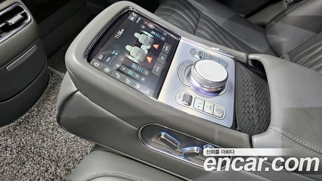 Genesis G90 (RS4) бензин 3.5 турбо AWD, 2023 17